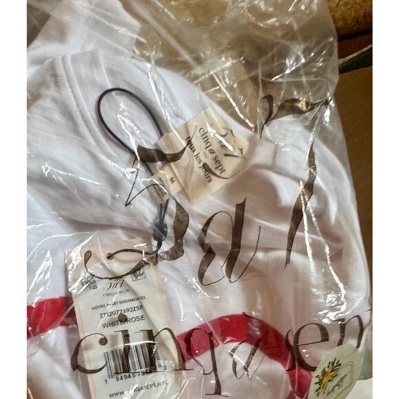 Cinq à Sept J'adore Heart Shrunken Tee - Picture 7 of 8